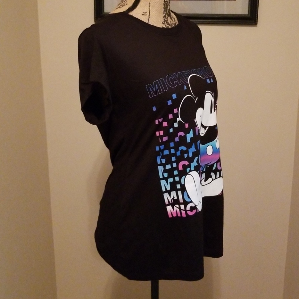 NWOT MICKEY MOUSE TEE!! JUNIORS SIZE - Picture 2 of 6